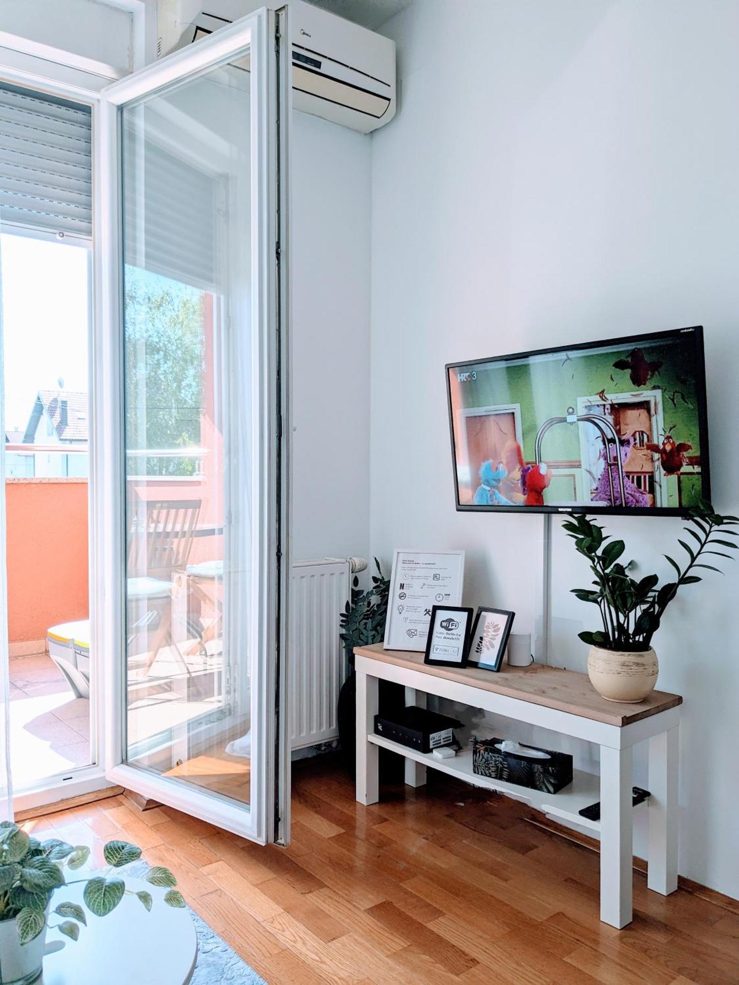 Doma-Lu Apartment-Near Airport And Highway- Free Parking Velika Mlaka Exteriör bild