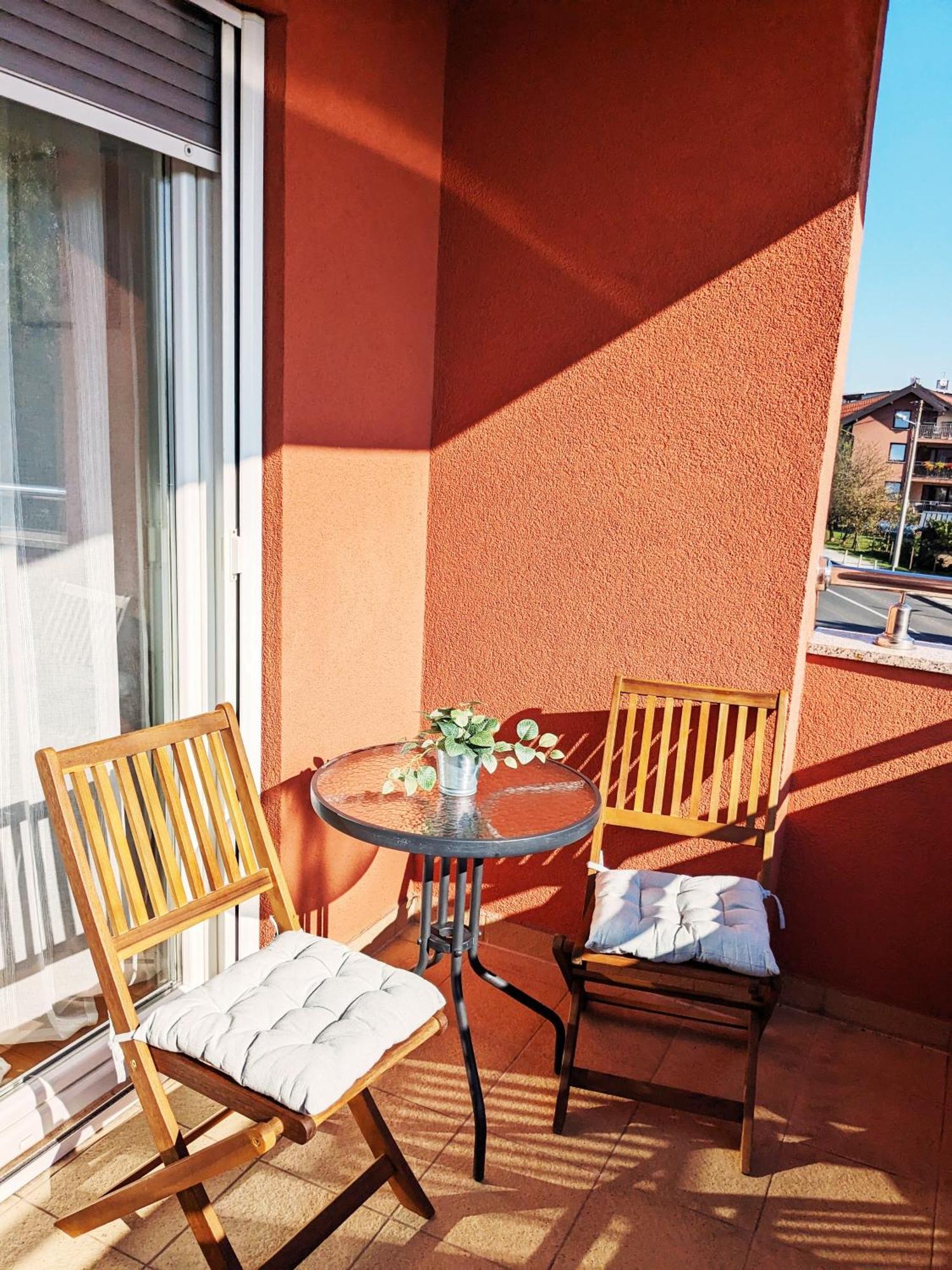 Doma-Lu Apartment-Near Airport And Highway- Free Parking Velika Mlaka Exteriör bild